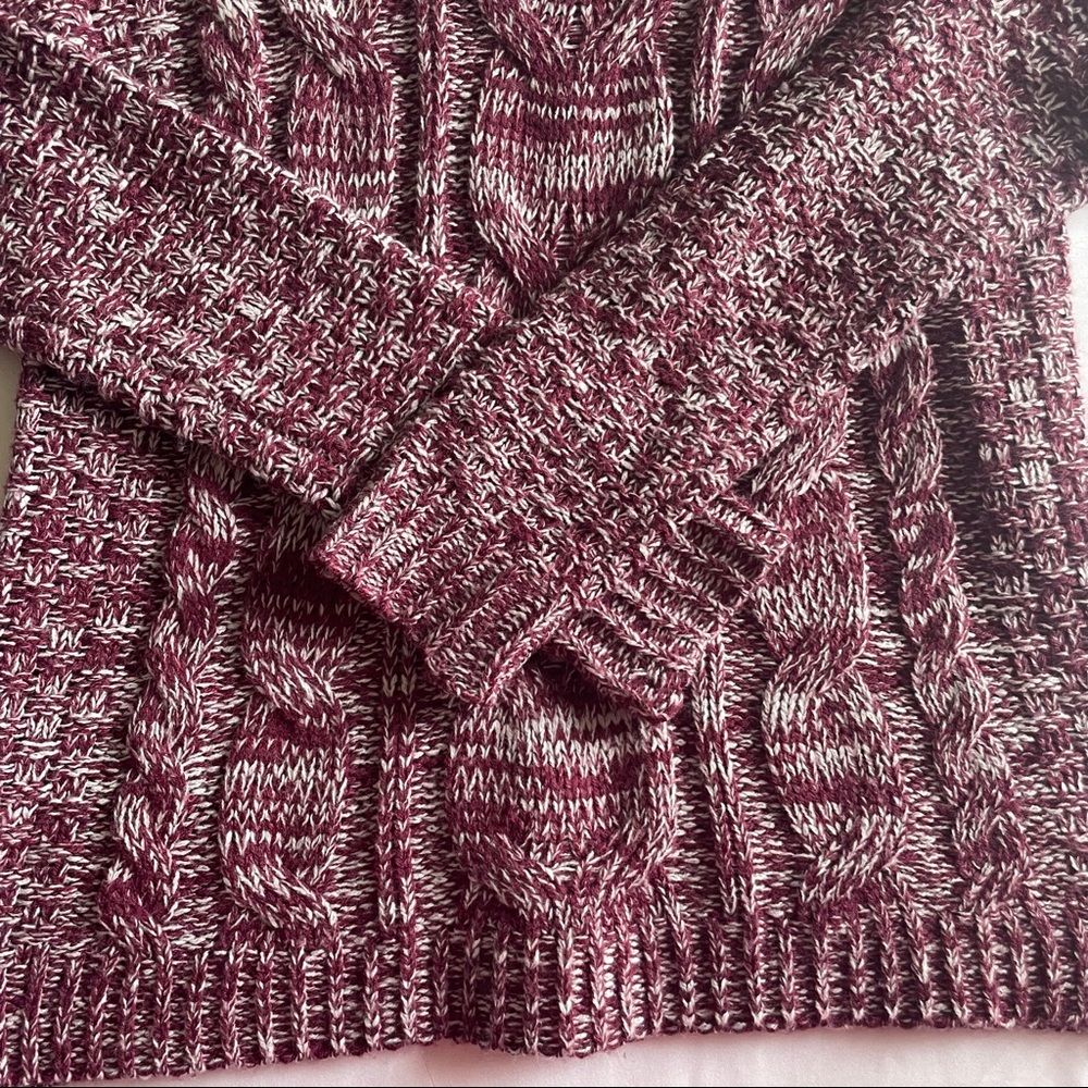 Sweater - Picture 3 of 5